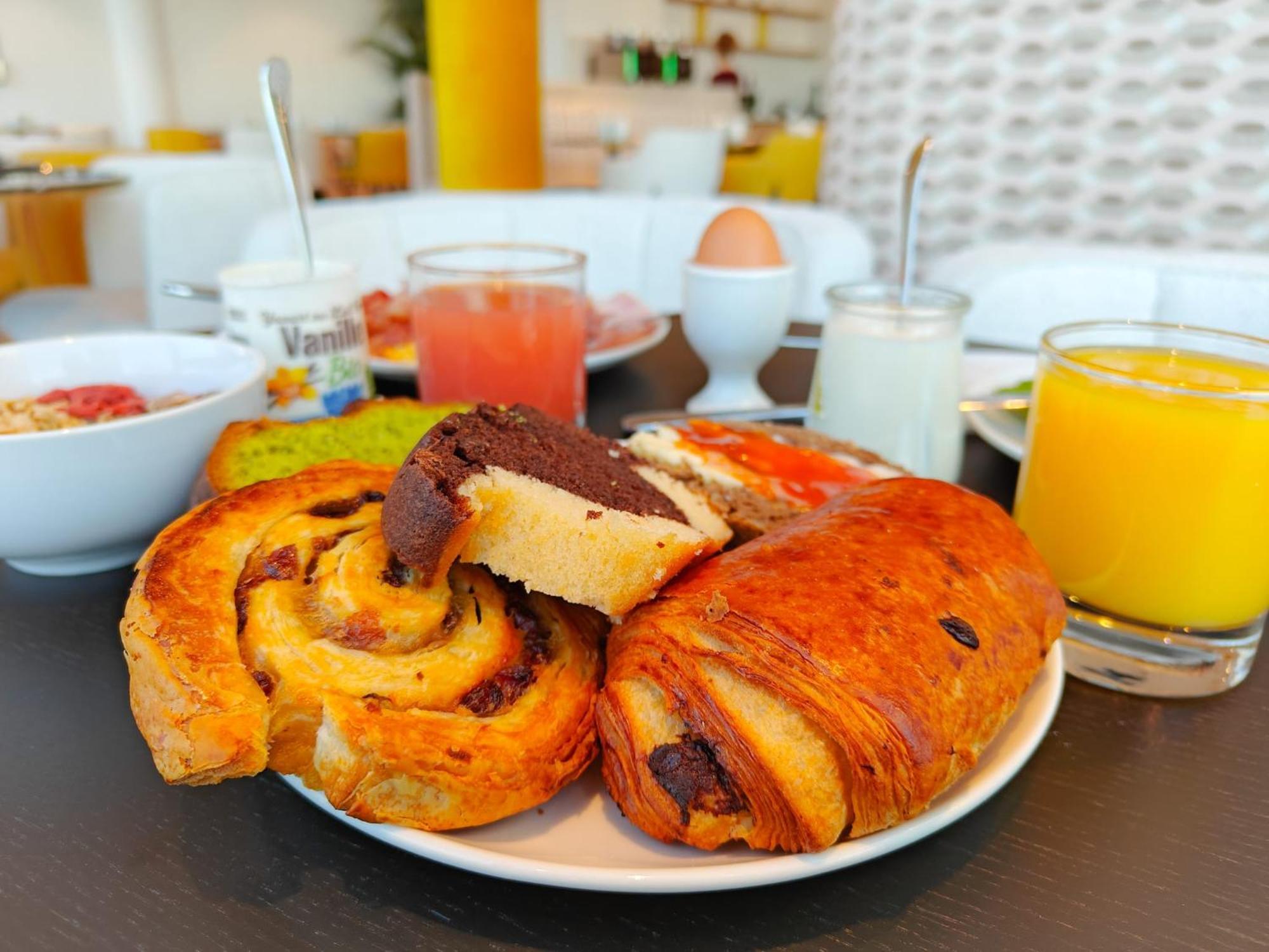 Hotel Kyriad Prestige Paris Asnieres Ngoại thất bức ảnh